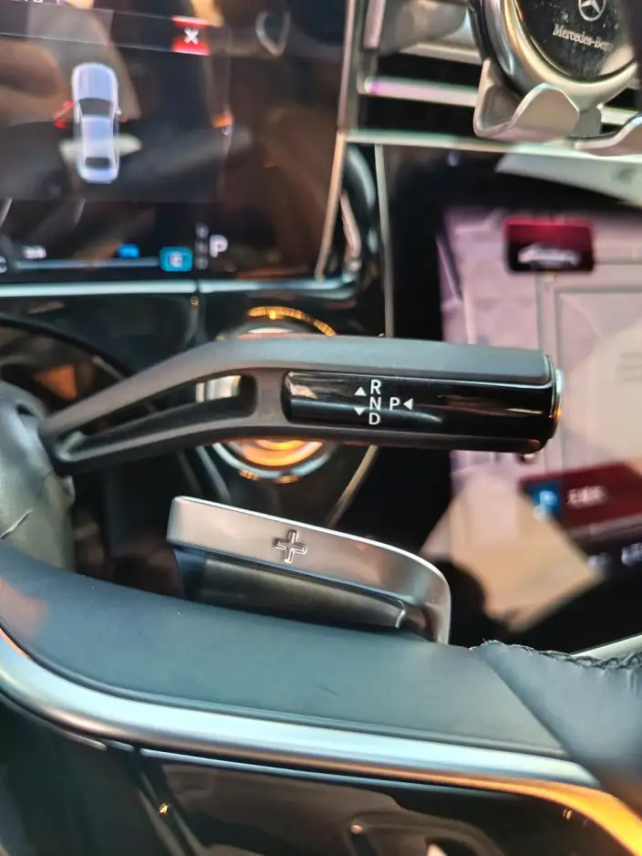Mercedes-Benz E-Class 2024 Model E 300 L Luxury Model sedan – фото 10