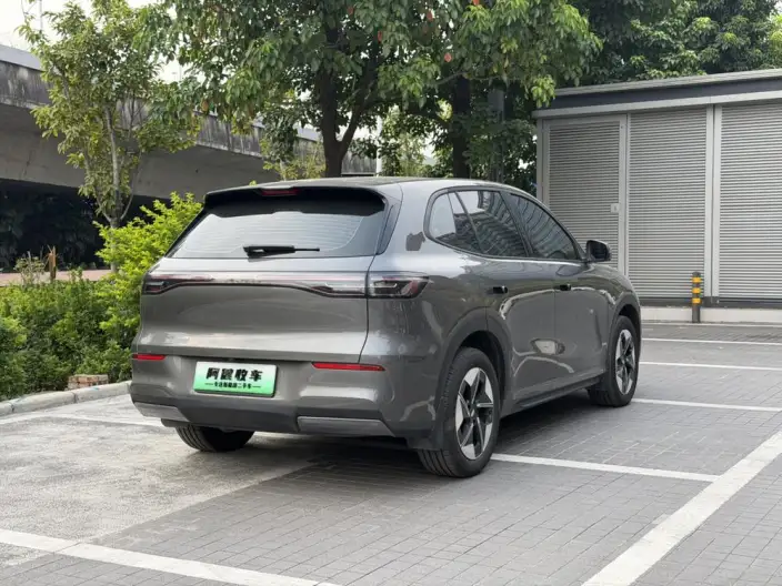 Geely Galaxy E5 2026 Model 530km Tiggo Edition – фото 5