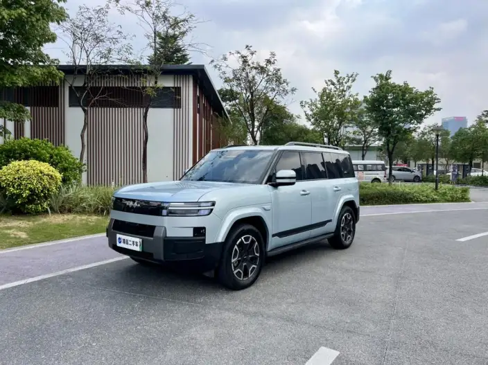 Titan 7 PHEV 2025 Model 200KM 2WD Max Edition