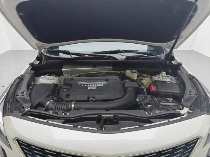 Cadillac XT4 2021 Model 28T 2WD Tech Model – фото 10