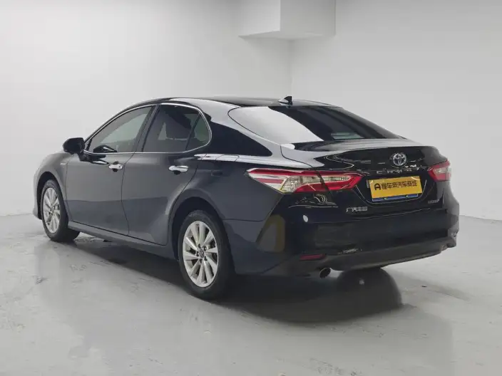 Toyota Camry 2022 Model Hybrid 2.5HGVP Leading version – фото 5