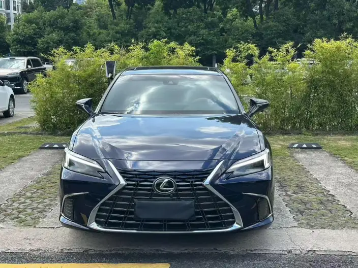 Lexus ES 2025 Model 200 Premium – фото 2