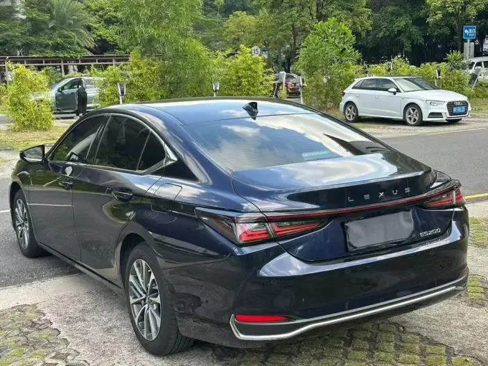 Lexus ES 2025 Model 200 Premium – фото 4