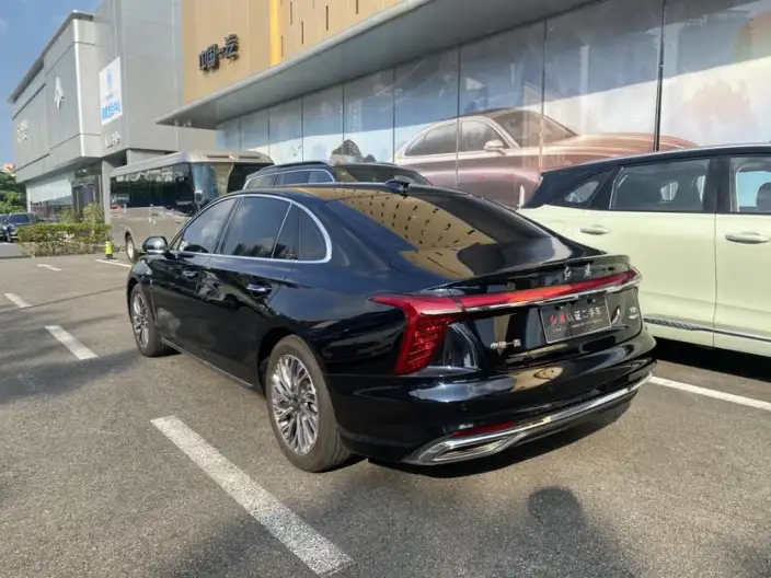 Hongqi H5 2023 Model 2.0T Automatic Flag Enjoy Edition – фото 5