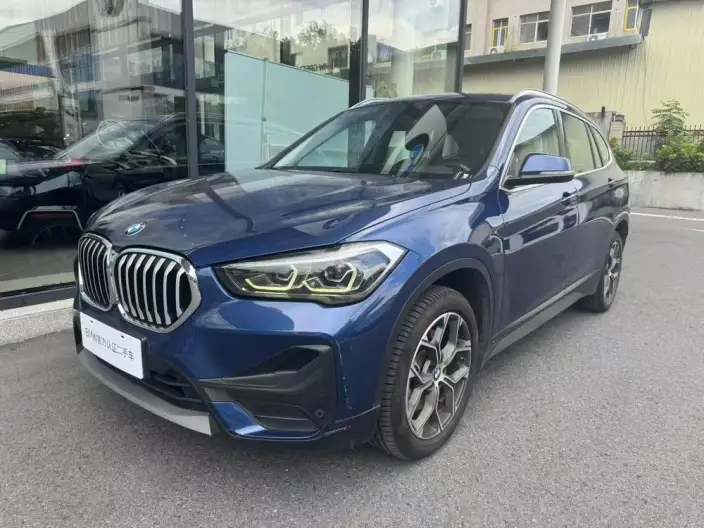 BMW X1 2022 Model sDrive25Li Leading Model – фото 1