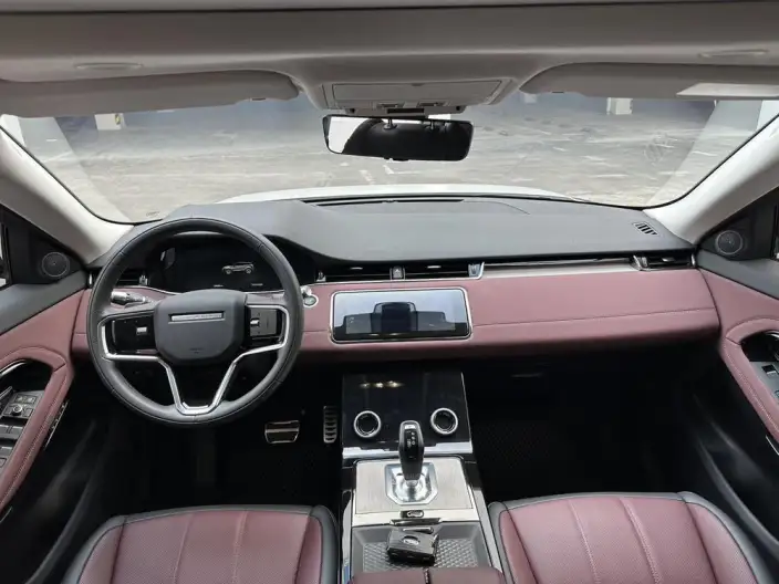 Range Rover Evoque 2022 Model Aurora L 249PS Collins Bronze Special Edition – фото 7