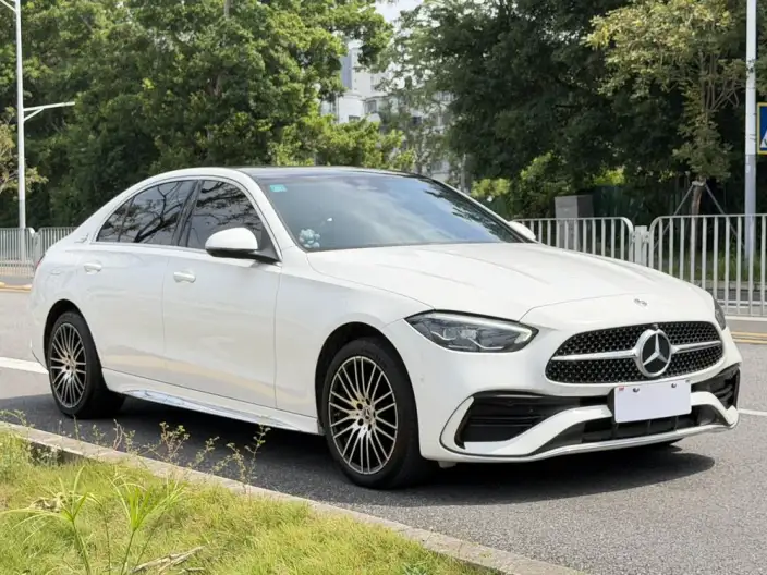 Mercedes-Benz C-Class 2025 Model C 260 L Sports Edition – фото 3