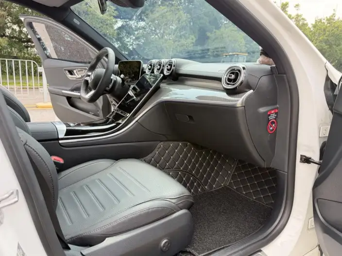 Mercedes-Benz C-Class 2025 Model C 260 L Sports Edition – фото 8