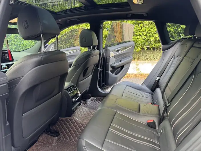 BMW 6 Series GT 2021 Model 630i M Sports Set – фото 9