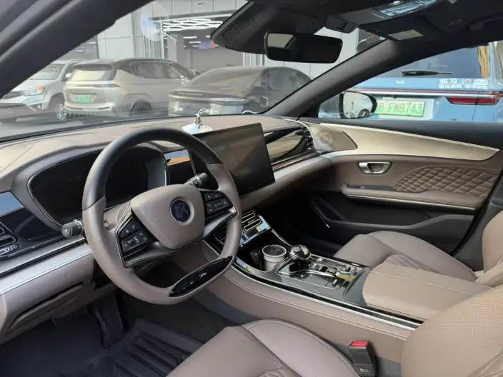 BYD Han EV 2023 Model Champion Edition 506KM Noble Model – фото 7