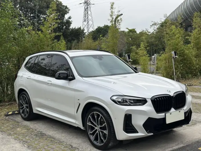 BMW X3 2023 Model xDrive30i Exclusive Model M Night Set – фото 3