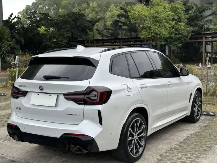 BMW X3 2023 Model xDrive30i Exclusive Model M Night Set – фото 6