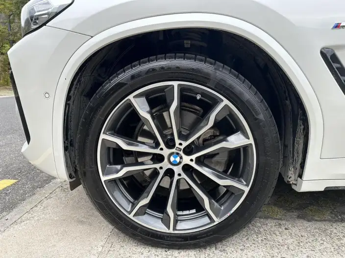 BMW X3 2023 Model xDrive30i Exclusive Model M Night Set – фото 7