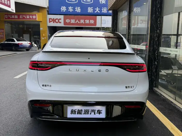 Luxeed R7 2024 Model EV 100kWh Max Rear Drive Edition – фото 5