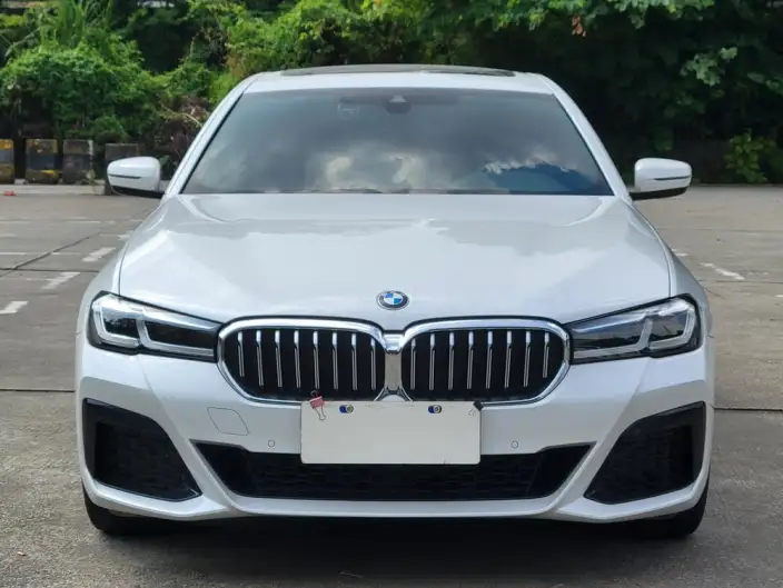 BMW 5 Series 2022 Model Facelift II 525Li M Sports Set – фото 2