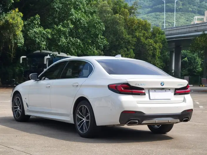 BMW 5 Series 2022 Model Facelift II 525Li M Sports Set – фото 5
