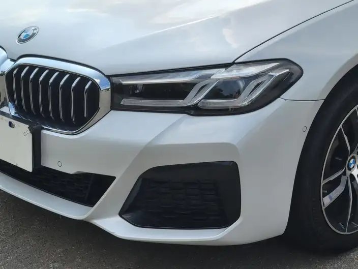 BMW 5 Series 2022 Model Facelift II 525Li M Sports Set – фото 9
