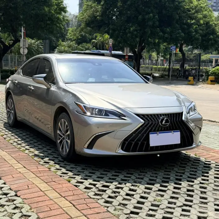 Lexus ES 2022 Model 200 Superior Edition – фото 3