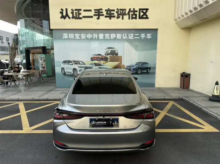 Lexus ES 2025 Model 200 Premium – фото 4