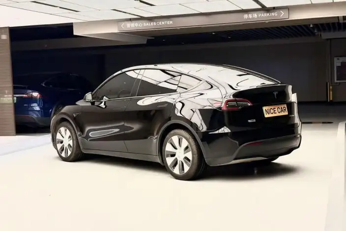 Model Y 2022 Model Facelift Rear-wheel drive version – фото 5