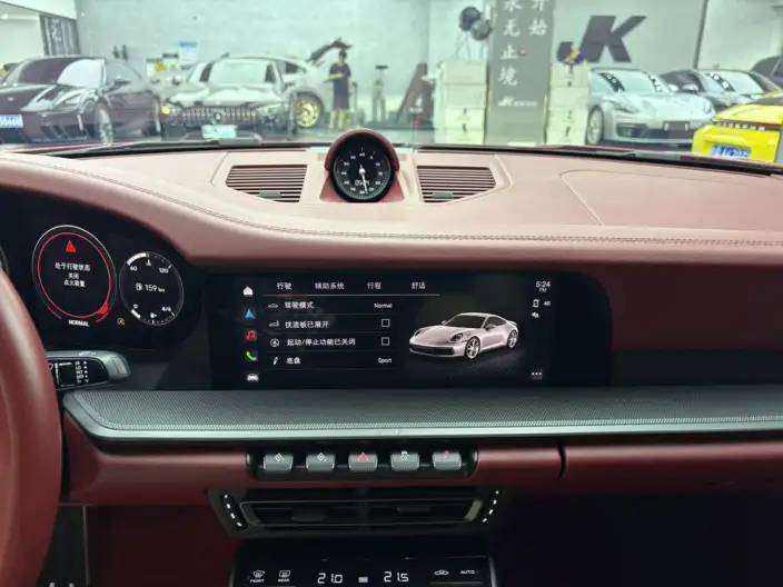PORSCHE 911 2022 Model Carrera 3.0T – фото 8