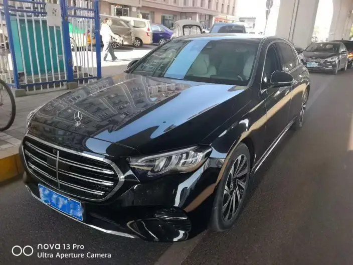 Mercedes-Benz E-Class 2024 Model E 300 L Luxury Model sedan – фото 1