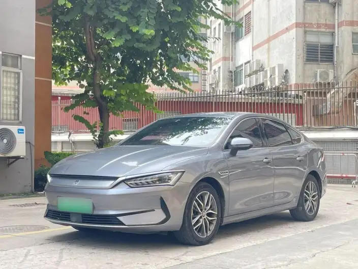 Qin Plus EV 2021 Model 500KM Luxury Model – фото 1