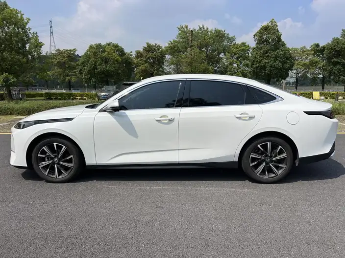 Changan Eado 2025 Model 1.5T DCT 500Bar Noble Model – фото 4