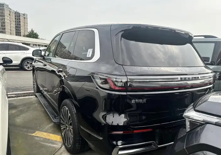 Geely M9 2025 Model 210km 4WD Pilot Edition – фото 4