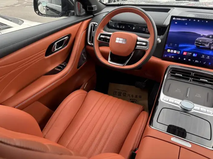 Geely M9 2025 Model 210km 4WD Pilot Edition – фото 7