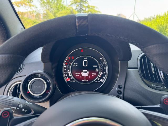 Abarth 695 2024 модификация 1.4T автоматическое Qian Drive 4 seat параллельный импорт Imported – фото 9