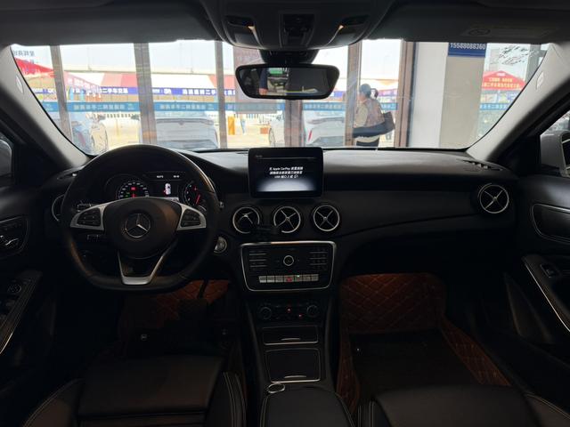 Mercedes-Benz GLA 2019 GLA 200 Dynamic – фото 10