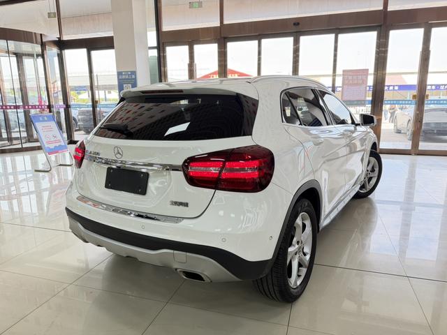 Mercedes-Benz GLA 2019 GLA 200 Dynamic – фото 12