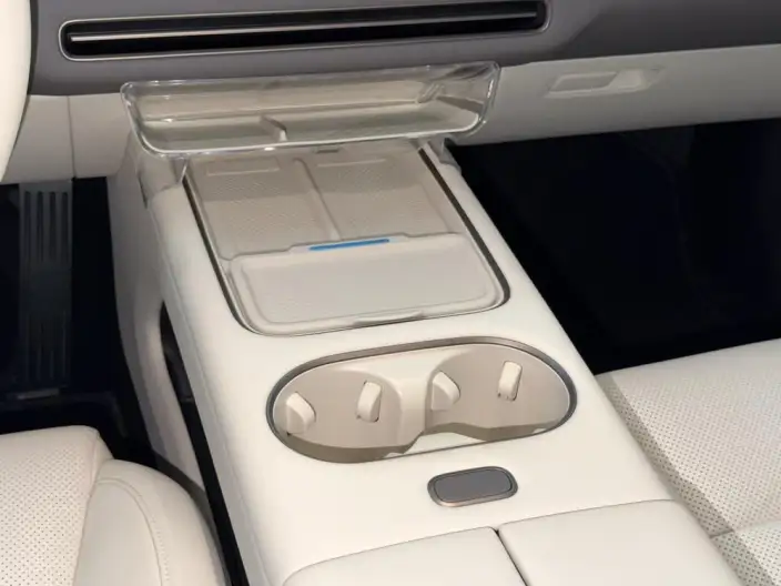 Li Auto i6 2025 Model 2WD Standard Edition – фото 8