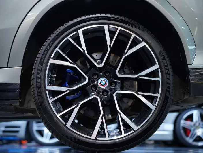 BMW X6 M 2021 Model X6 M – фото 10