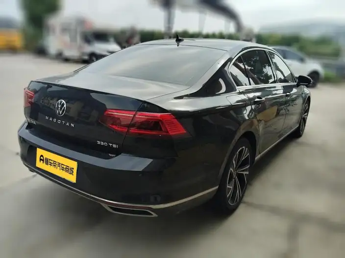 Volkswagen Magotan 2021 Model 330TSI DSG 30th Anniversary Memorial Edition – фото 2