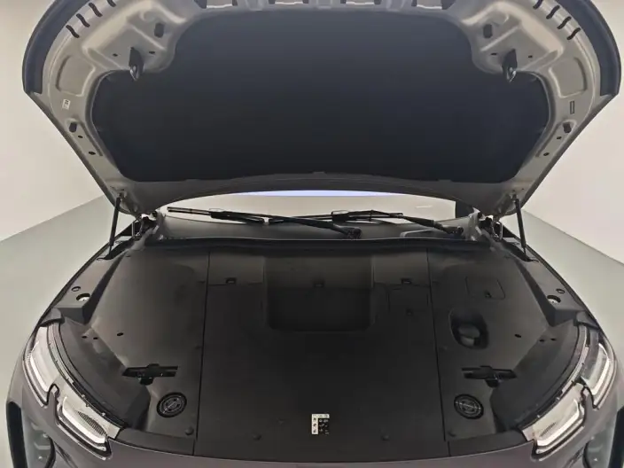 NIO EC6 2024 Model 100kWh – фото 10