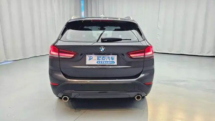 BMW X1 2022 Model sDrive25Li Leading Model – фото 6