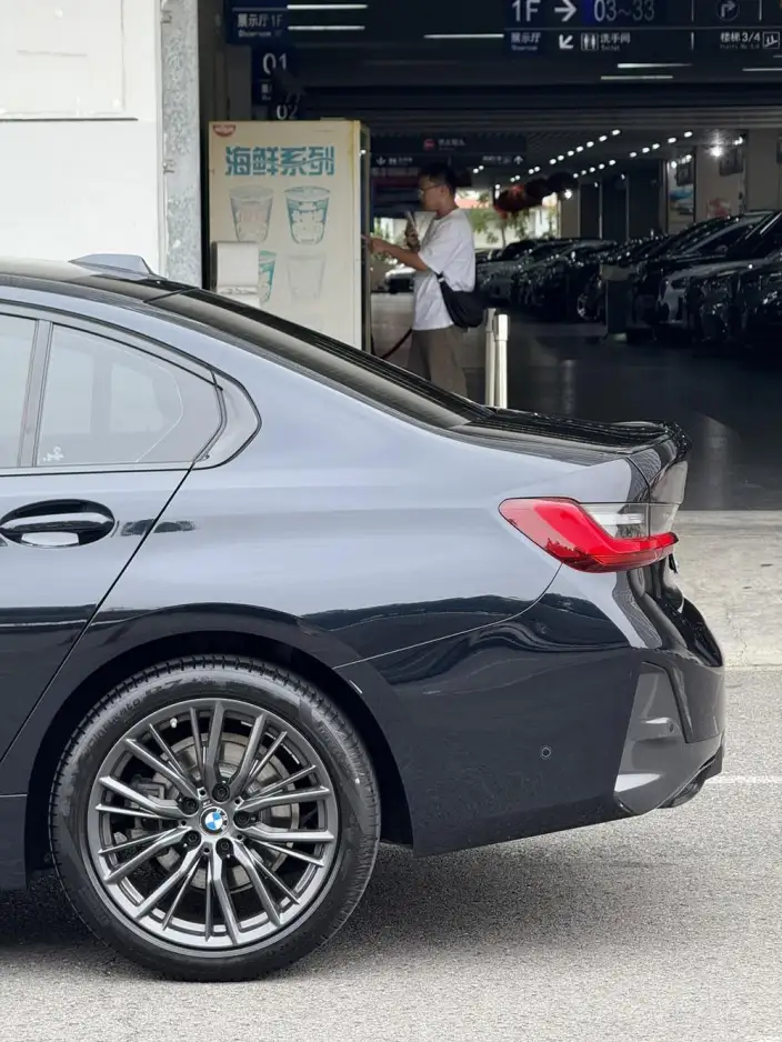 BMW 3 Series 2023 Model 325Li M Sports Night Set – фото 8
