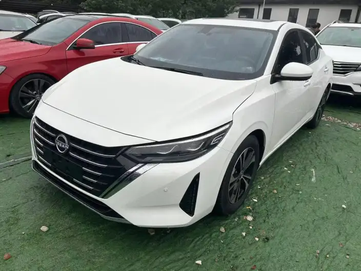 Nissan Sylphy 2023 Model 1.6L CVT Yuexiang Edition – фото 1
