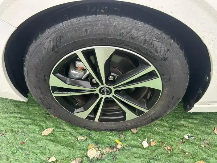 Nissan Sylphy 2023 Model 1.6L CVT Yuexiang Edition – фото 6