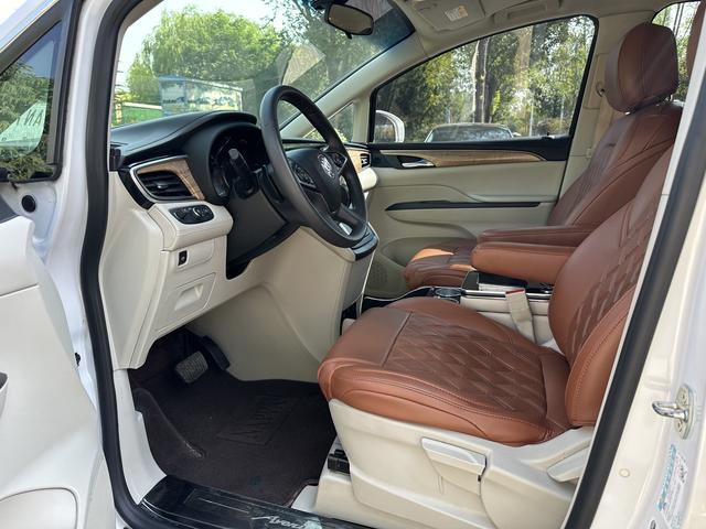 Buick GL8 2017 ES 28T Comfort China V – фото 7