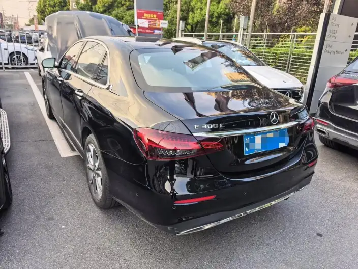 Mercedes-Benz E-Class 2023 Model E 300 L Fashion Model Sports sedan – фото 2