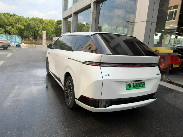 XPeng X9 2025 Model EV 702 4WD High performance Max – фото 5