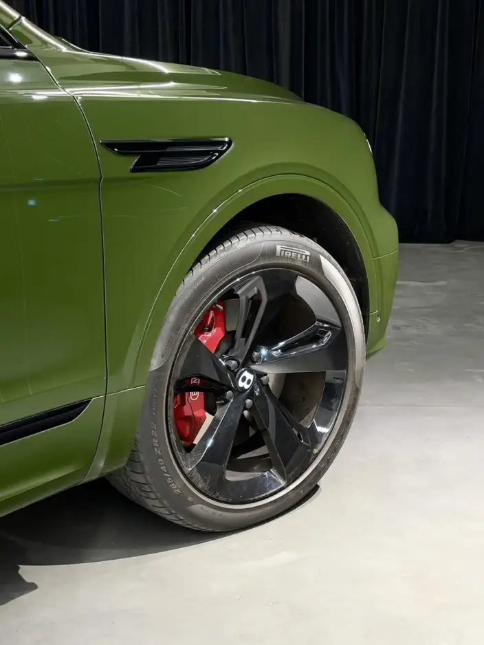Bentayga 2022 Model 4.0T V8 – фото 9