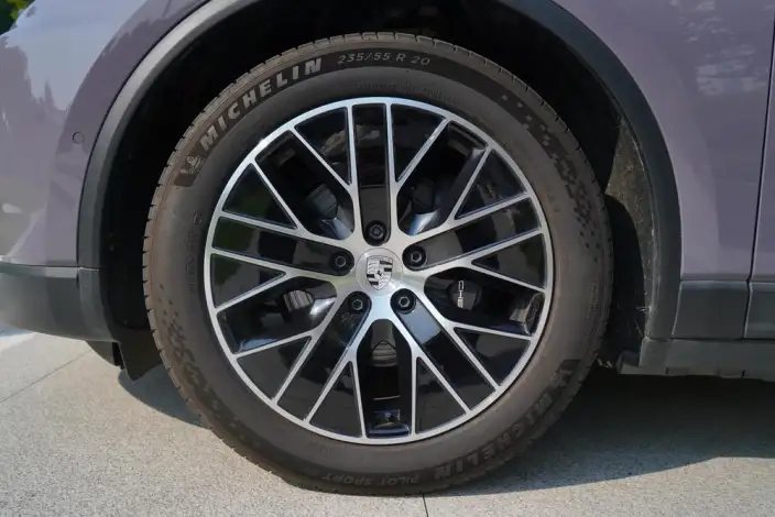 Macan EV 2026 Model Macan Long Battery Life Pro Edition – фото 10