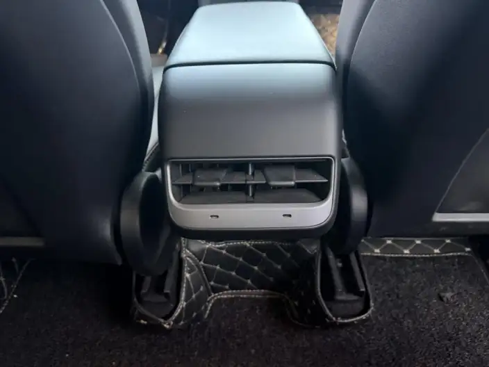 Model Y 2024 Model Rear-wheel drive version – фото 8