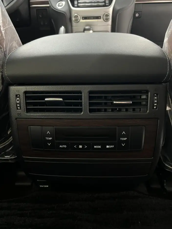 Land Cruiser （import 2021 Model 5.7L Automatic 4WD 8 seat Parallel Imported – фото 4