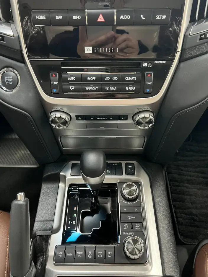 Land Cruiser （import 2021 Model 5.7L Automatic 4WD 8 seat Parallel Imported – фото 5