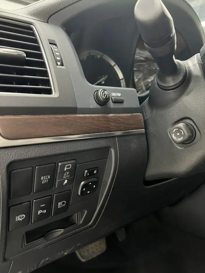 Land Cruiser （import 2021 Model 5.7L Automatic 4WD 8 seat Parallel Imported – фото 8